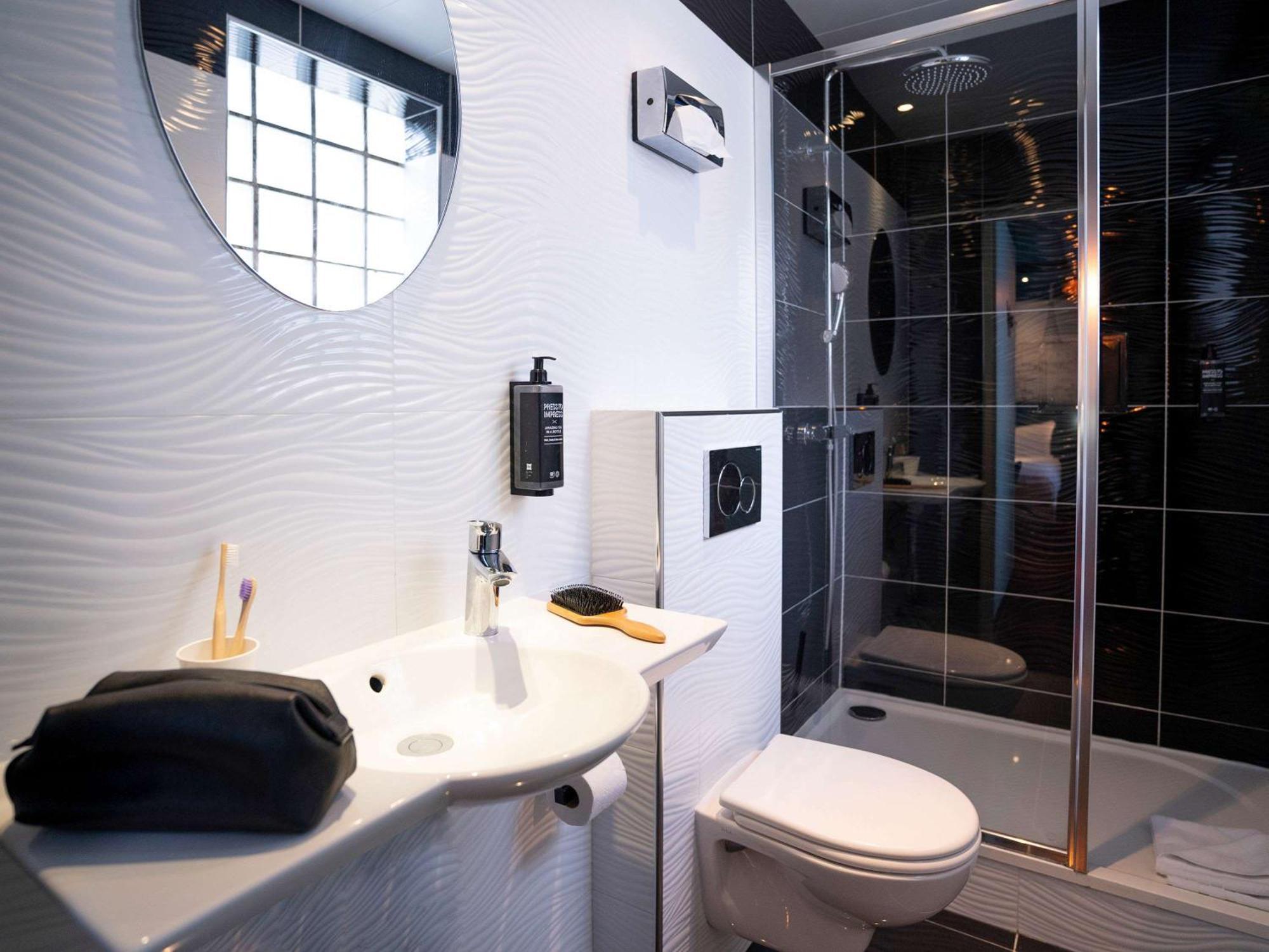 Hotel Ibis Styles Batignolles París